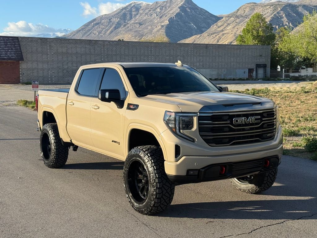 2023 GMC Sierra 1500 AT4