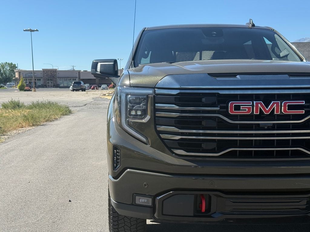 2023 GMC Sierra 1500 AT4
