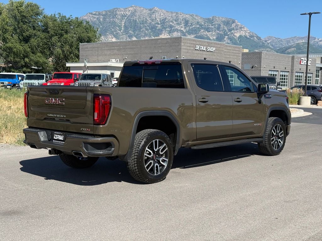 2023 GMC Sierra 1500 AT4