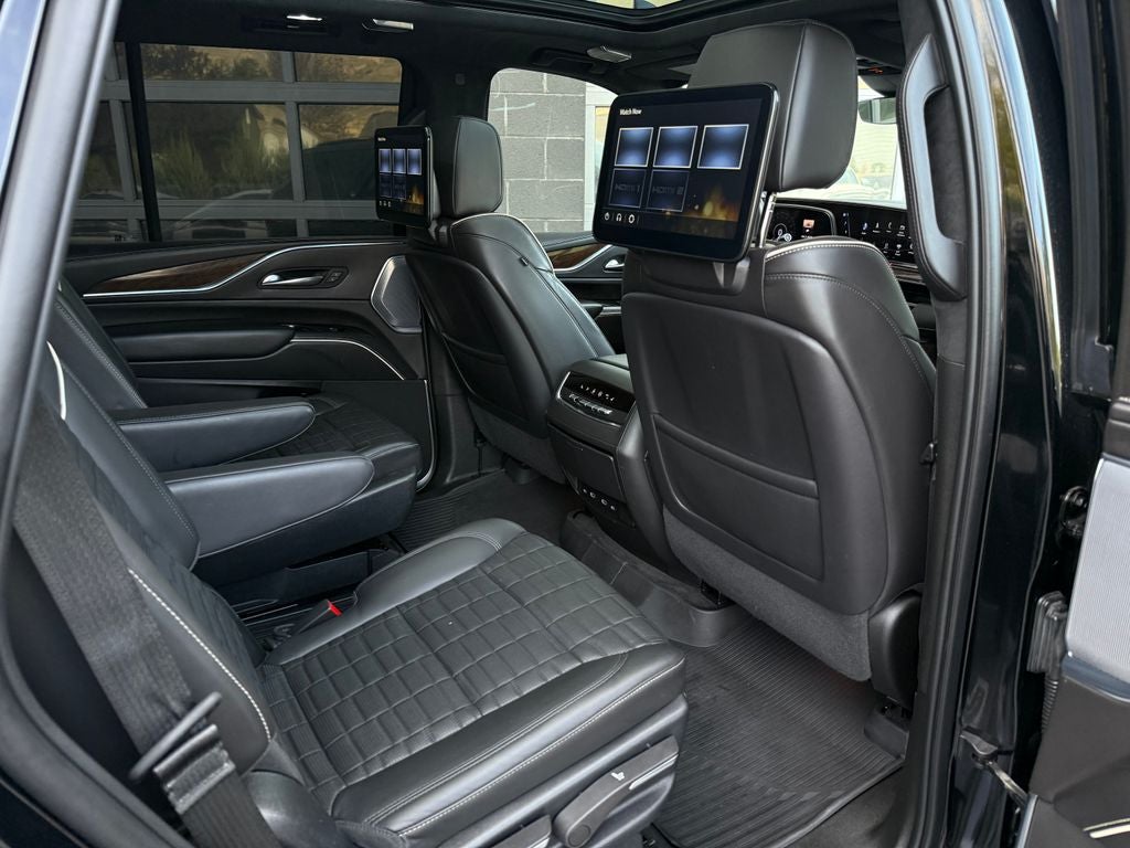 2022 Cadillac Escalade Sport Platinum