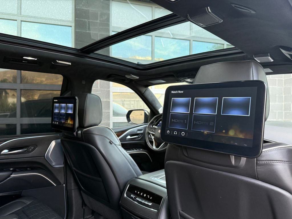 2022 Cadillac Escalade Sport Platinum