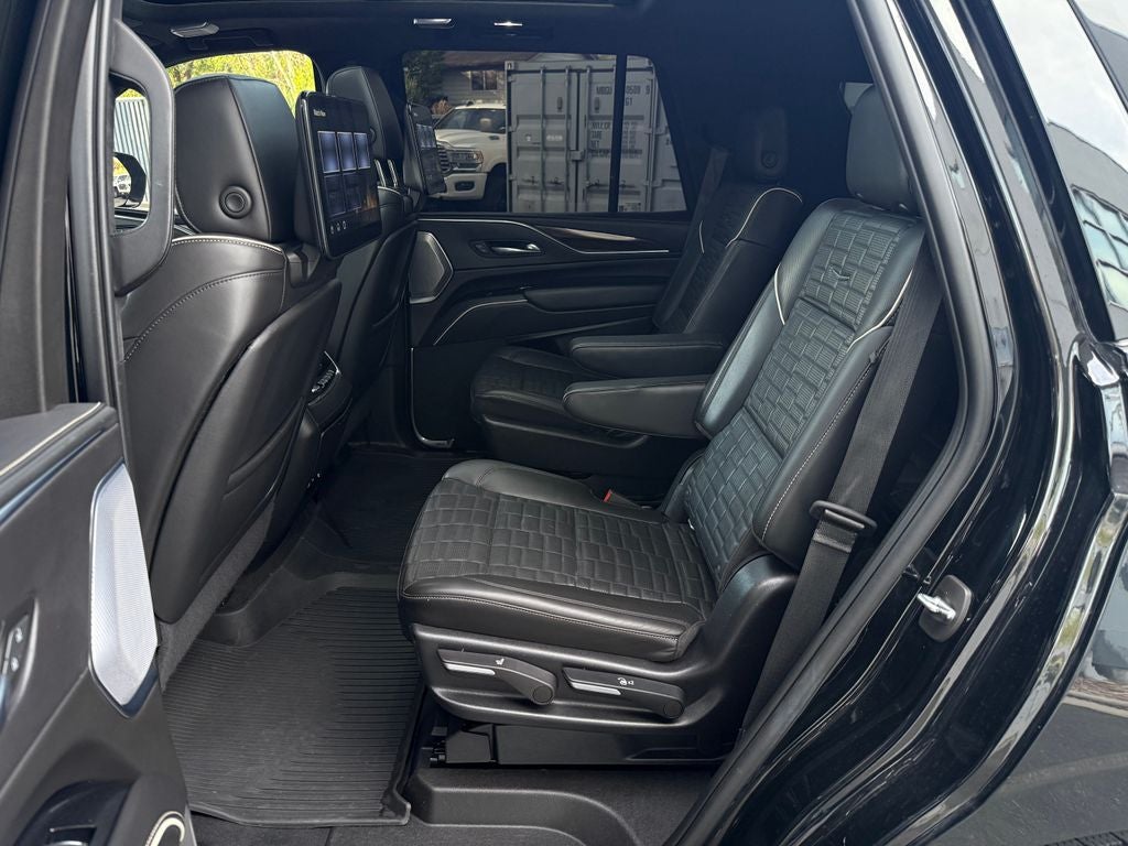 2022 Cadillac Escalade Sport Platinum