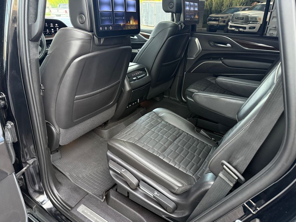 2022 Cadillac Escalade Sport Platinum