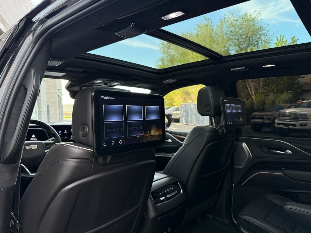 2022 Cadillac Escalade Sport Platinum