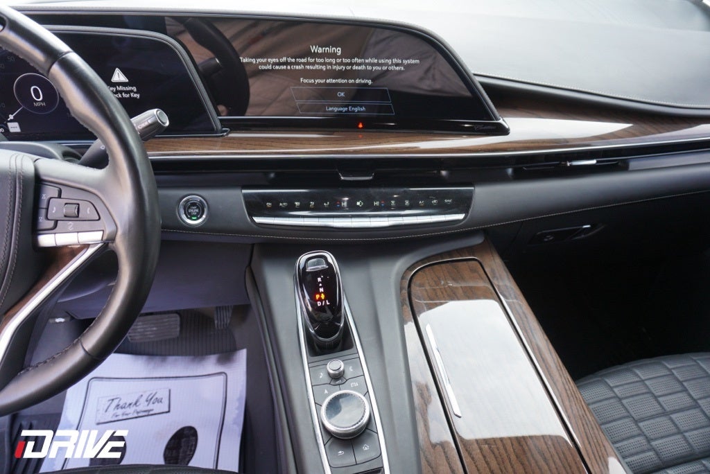 2023 Cadillac Escalade ESV Sport Platinum