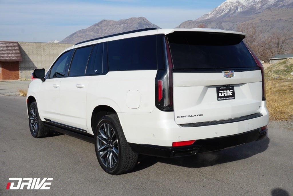 2023 Cadillac Escalade ESV Sport Platinum