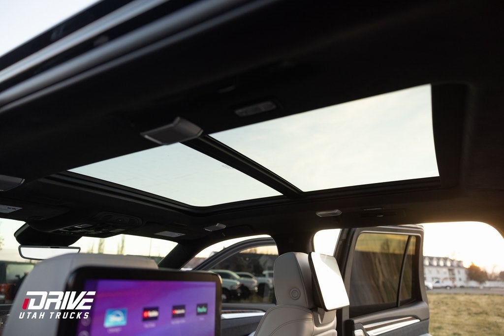 2026 Cadillac Escalade Platinum Sport