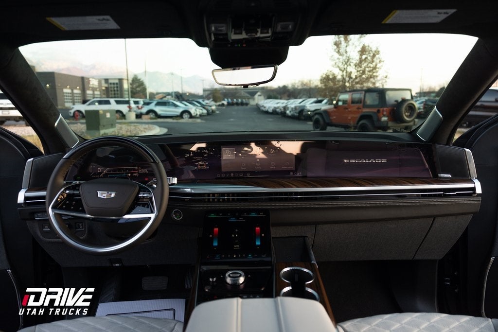 2026 Cadillac Escalade Platinum Sport