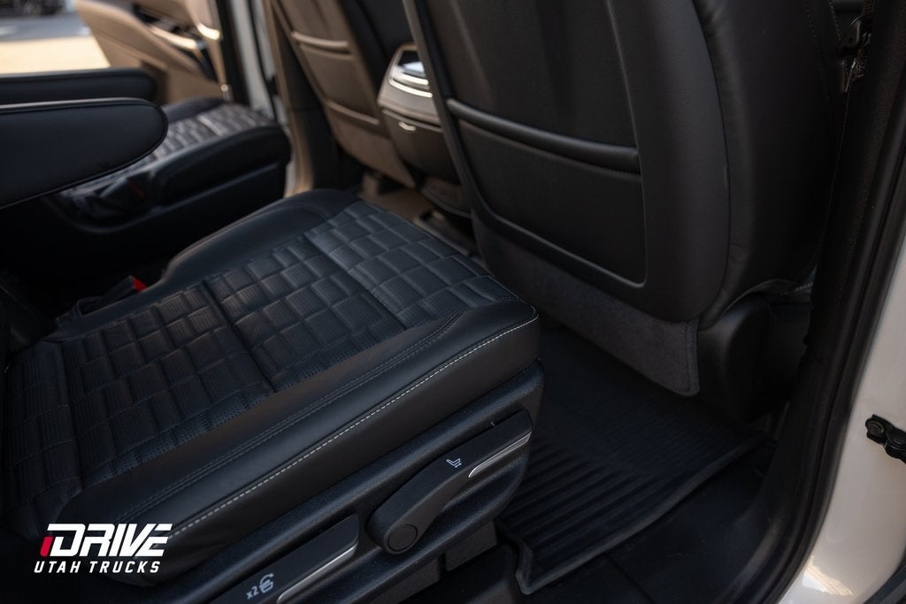 2025 Cadillac Escalade Sport Platinum