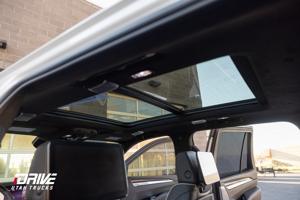 2025 Cadillac Escalade Sport Platinum