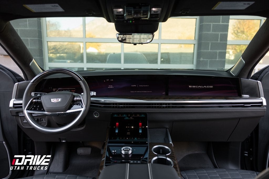 2025 Cadillac Escalade Sport Platinum