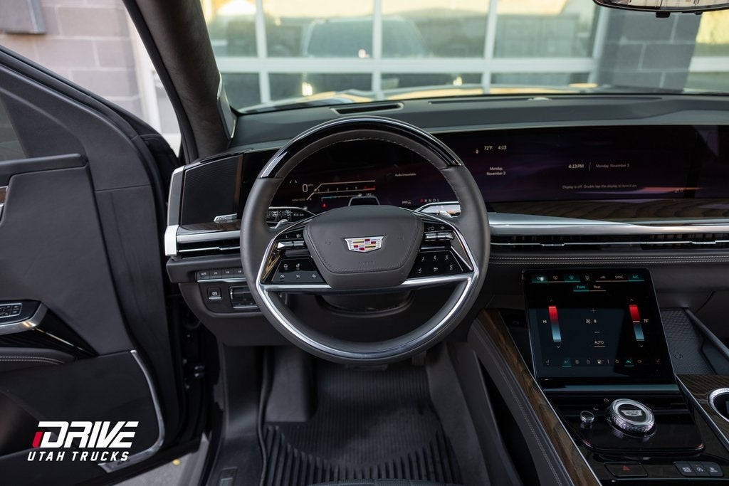 2025 Cadillac Escalade Sport Platinum