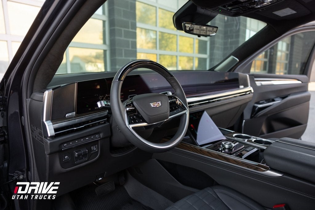 2025 Cadillac Escalade Sport Platinum