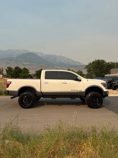 2021 Nissan Titan Platinum Reserve