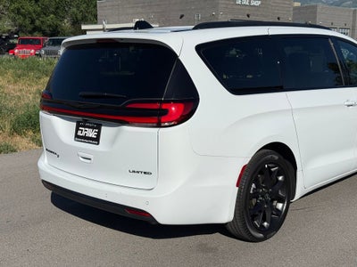 2026 Chrysler Pacifica Limited