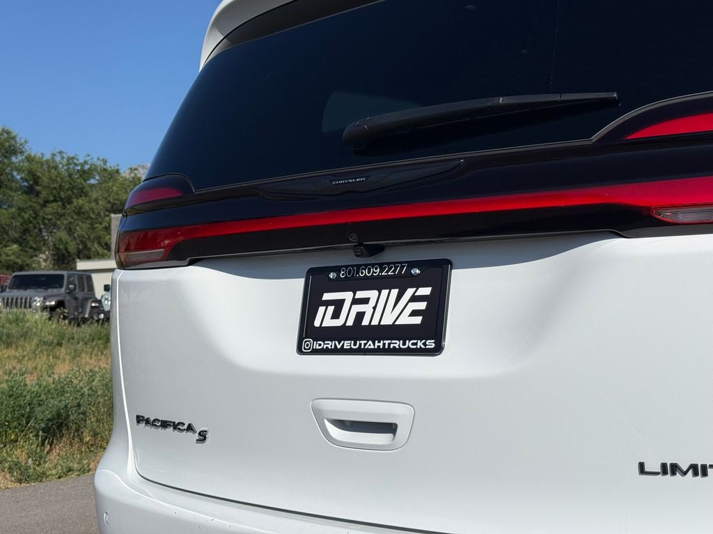 2026 Chrysler Pacifica Limited