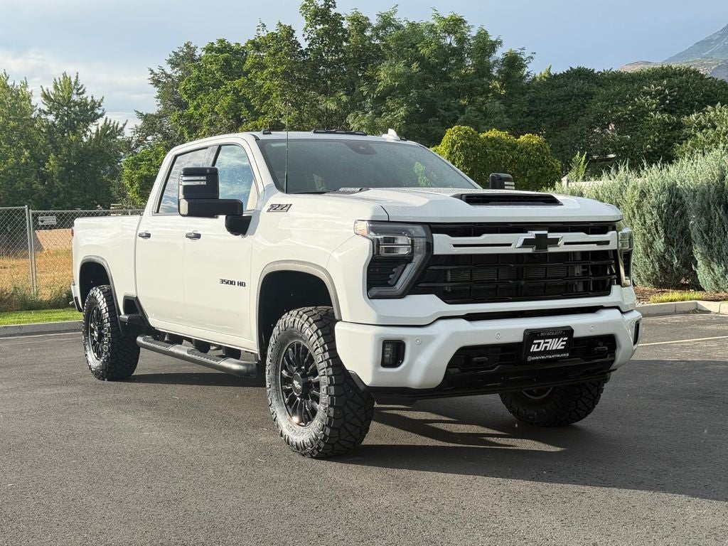 2024 Chevrolet Silverado 3500HD LTZ