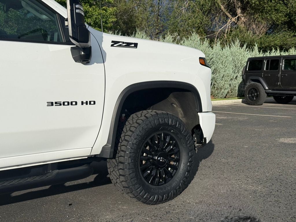 2024 Chevrolet Silverado 3500HD LTZ