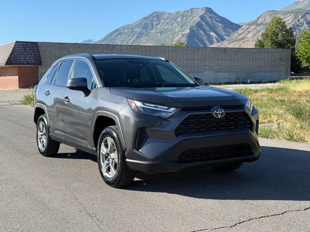 2024 Toyota RAV4 XLE
