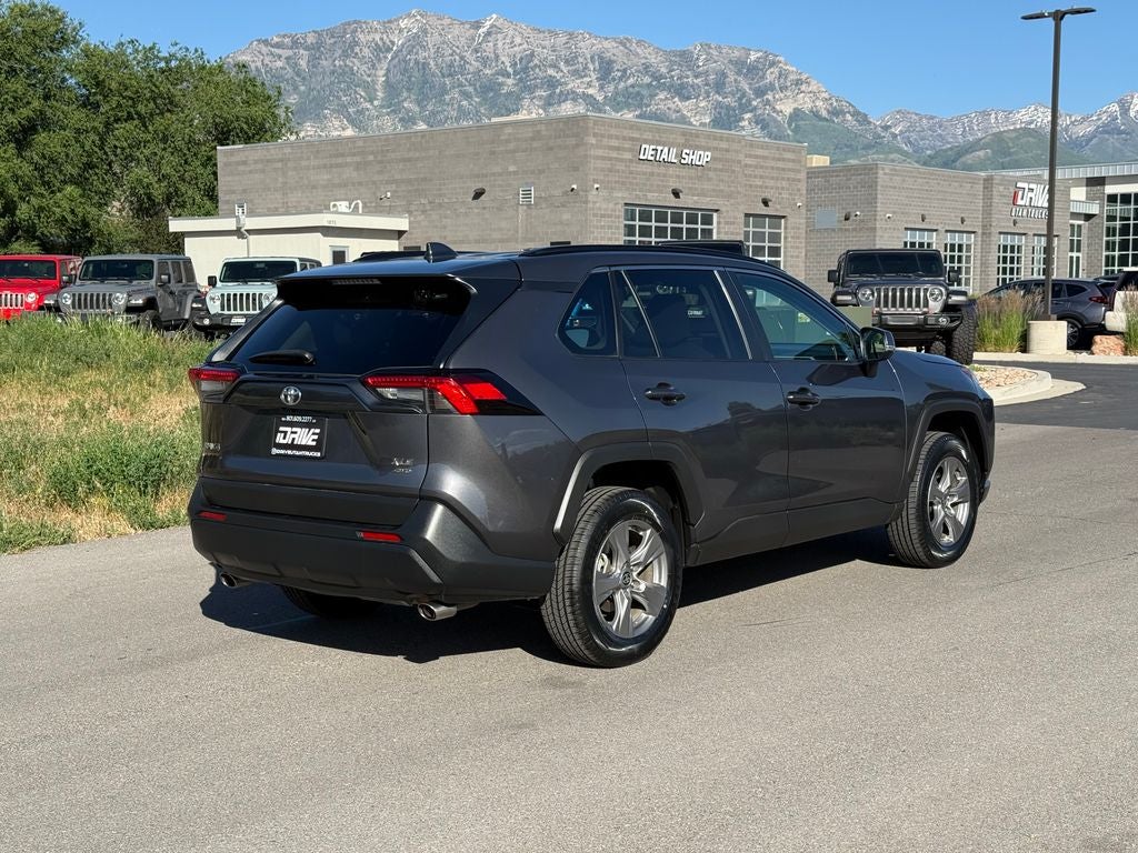 2024 Toyota RAV4 XLE