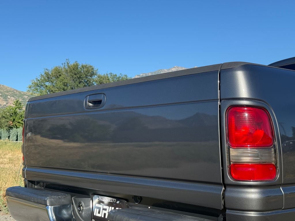 2002 Dodge Ram 2500 4dr Quad Cab 139" WB HD 4WD