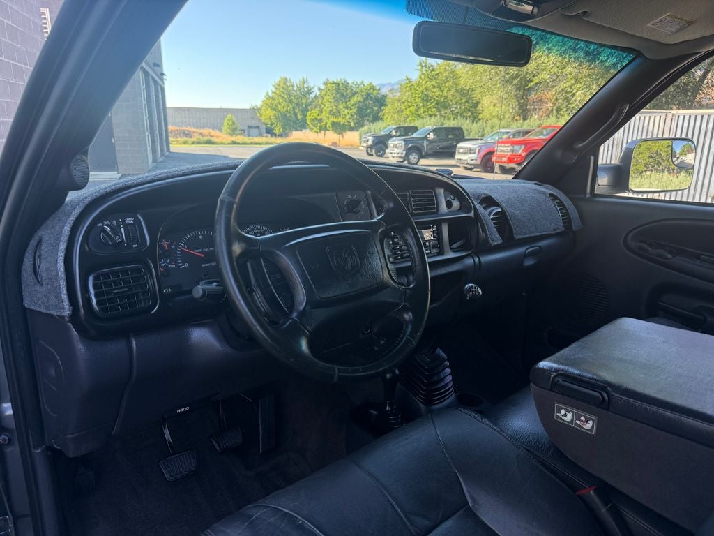 2002 Dodge Ram 2500 4dr Quad Cab 139" WB HD 4WD