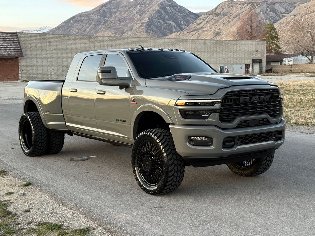 2026 RAM 3500 Limited