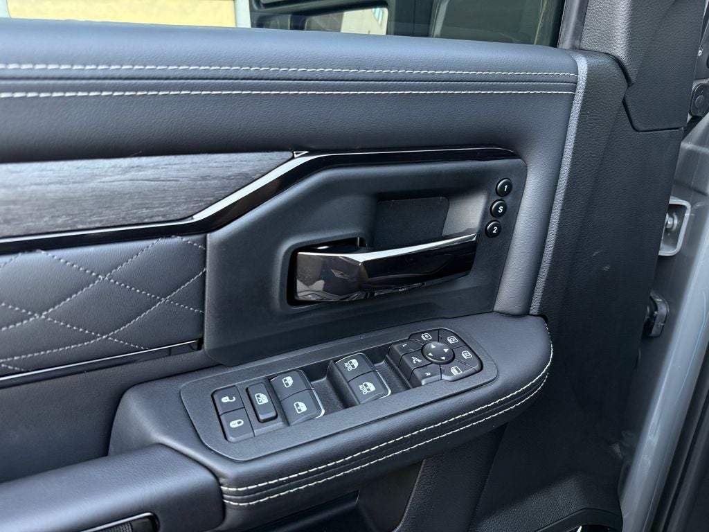 2026 RAM 3500 Limited