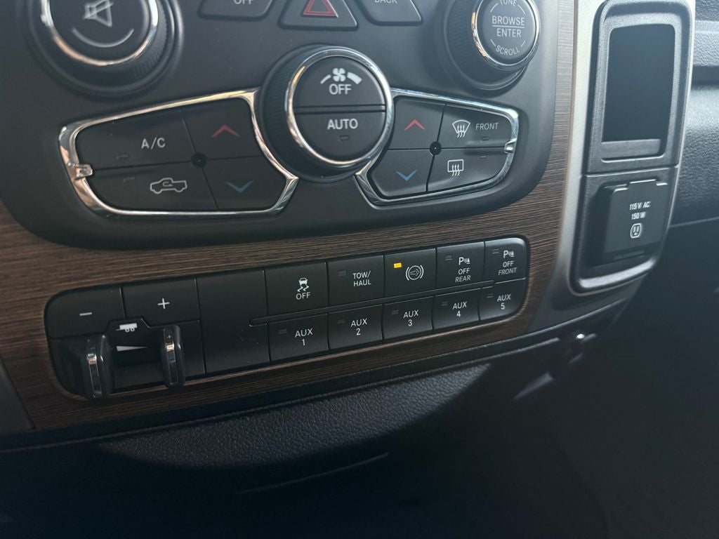 2017 RAM 2500 Laramie