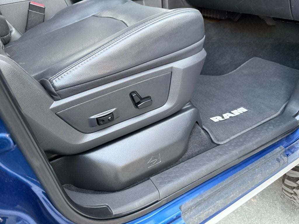 2010 RAM 3500 Laramie