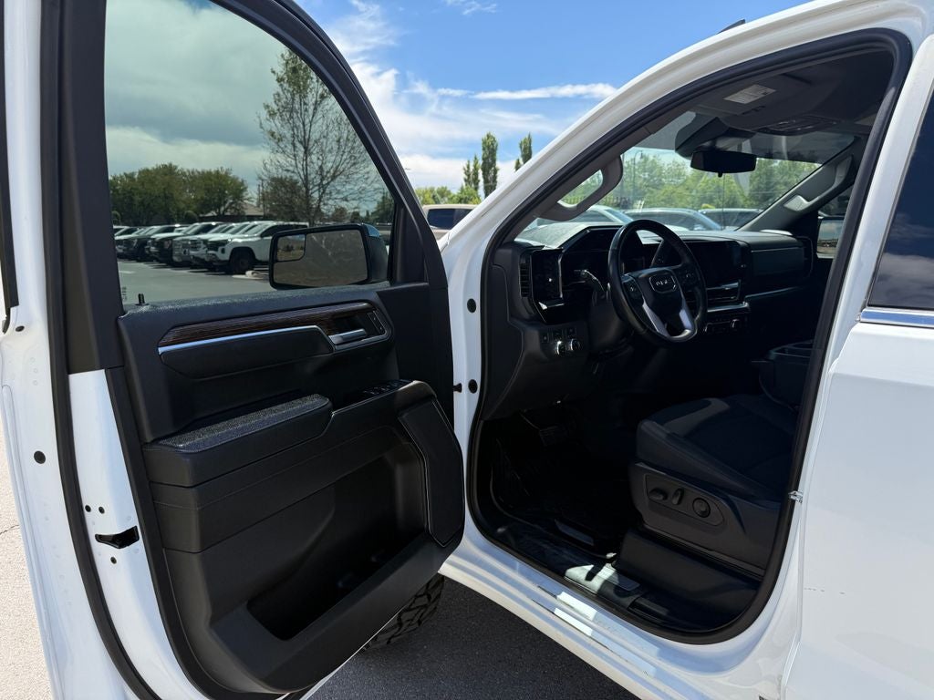 2023 GMC Sierra 1500 SLE