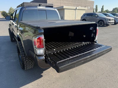 2022 Toyota Tacoma TRD Sport V6