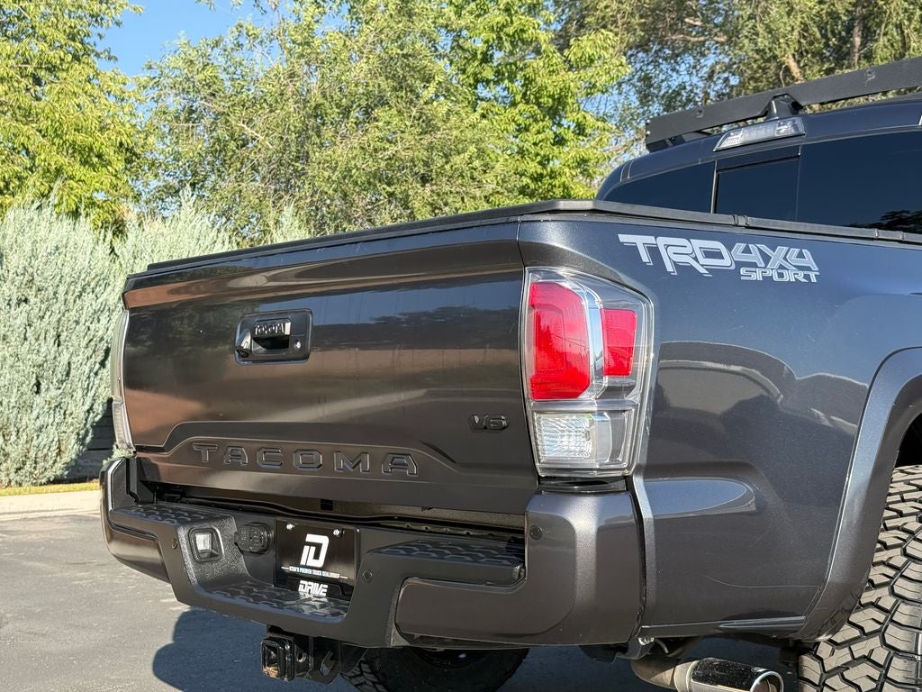 2022 Toyota Tacoma TRD Sport V6