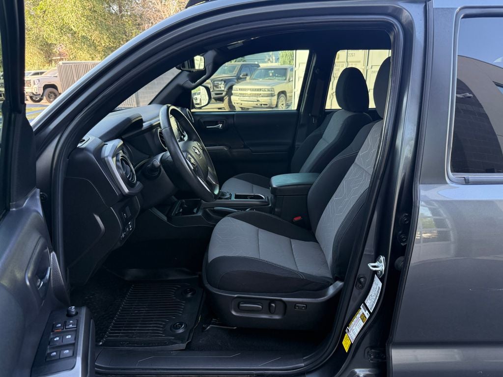 2022 Toyota Tacoma TRD Sport V6