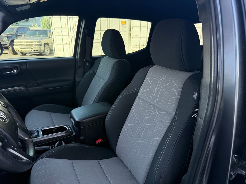 2022 Toyota Tacoma TRD Sport V6