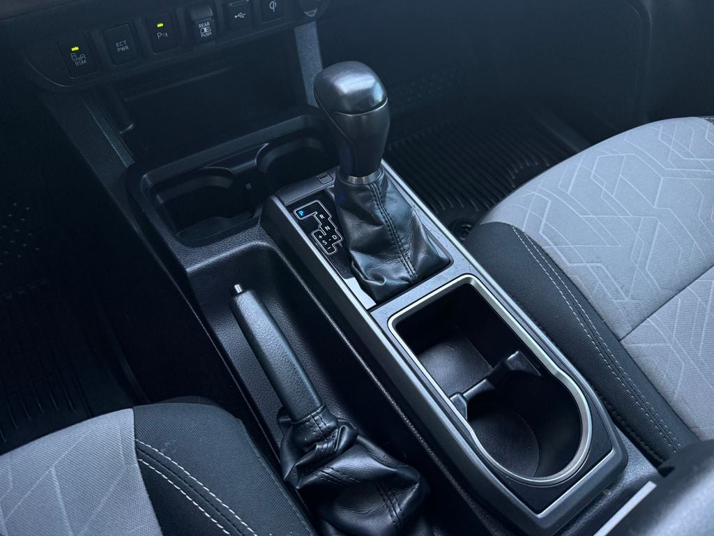 2022 Toyota Tacoma TRD Sport V6