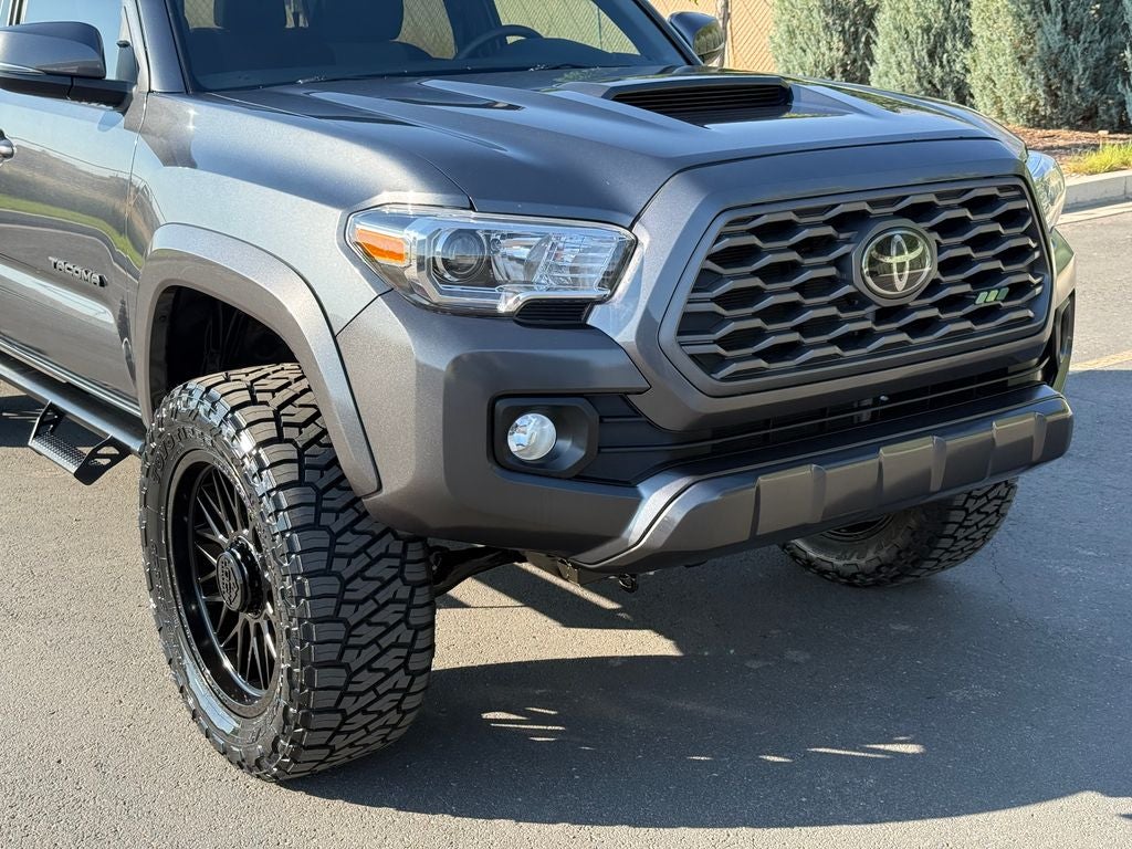 2022 Toyota Tacoma TRD Sport V6