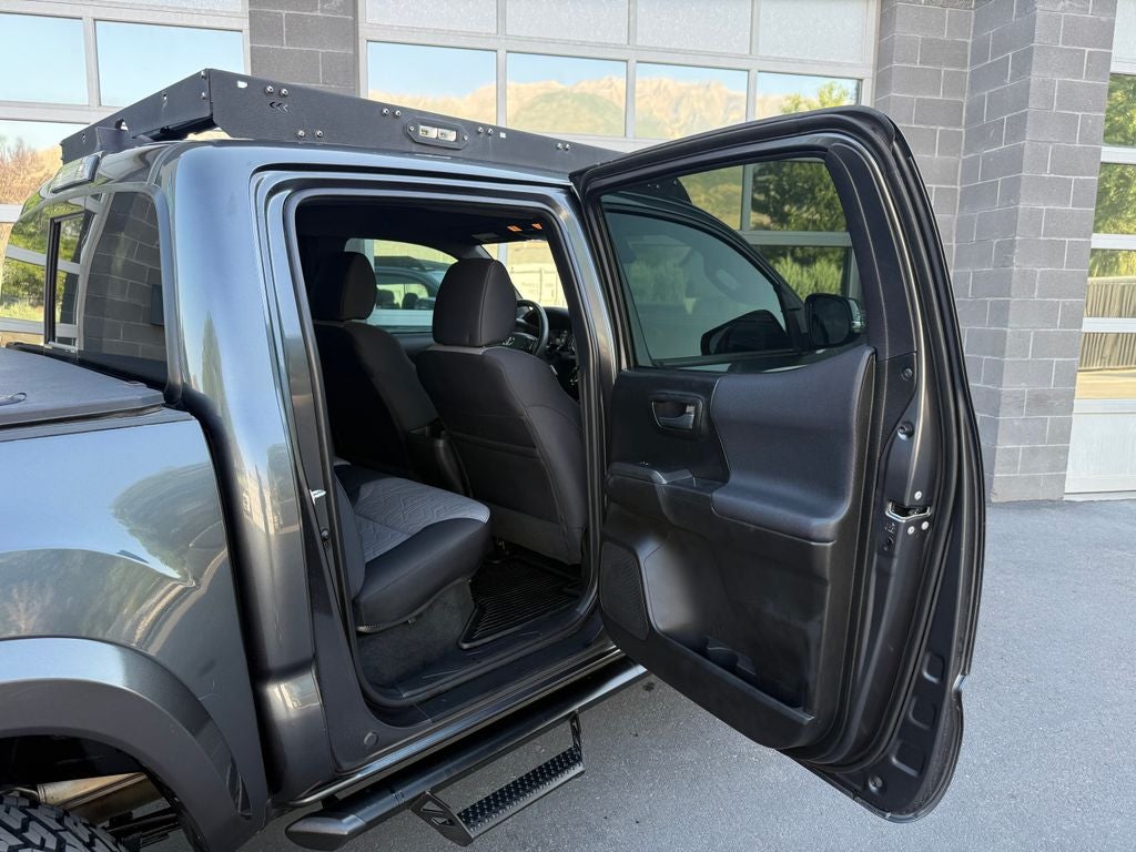 2022 Toyota Tacoma TRD Sport V6