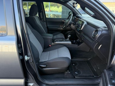 2022 Toyota Tacoma TRD Sport V6