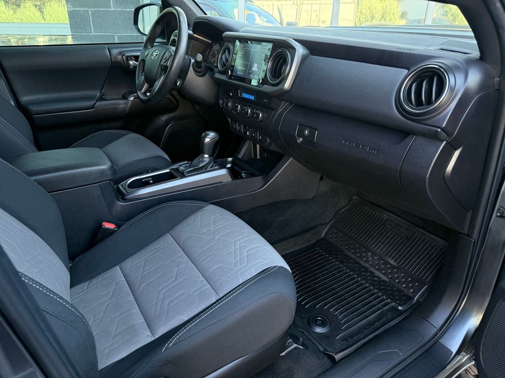 2022 Toyota Tacoma TRD Sport V6