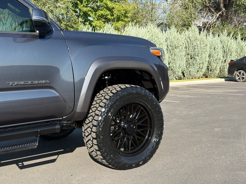 2022 Toyota Tacoma TRD Sport V6