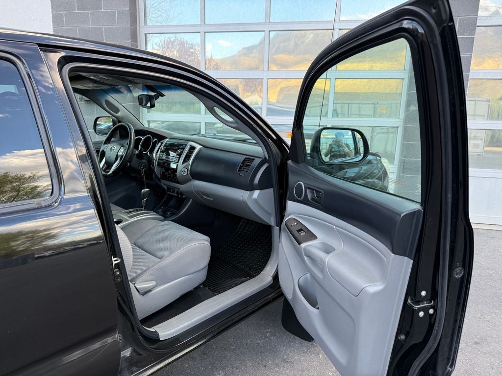 2012 Toyota Tacoma Base V6