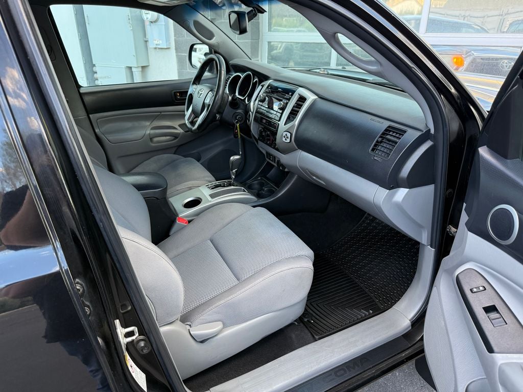 2012 Toyota Tacoma Base V6