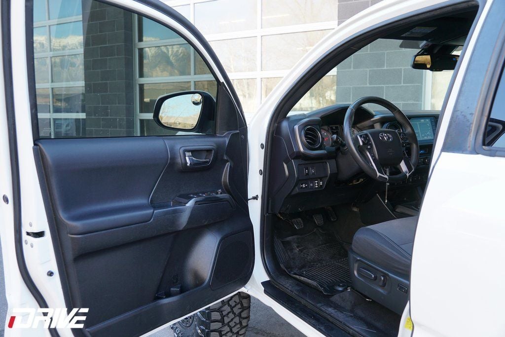 2021 Toyota Tacoma TRD Sport V6