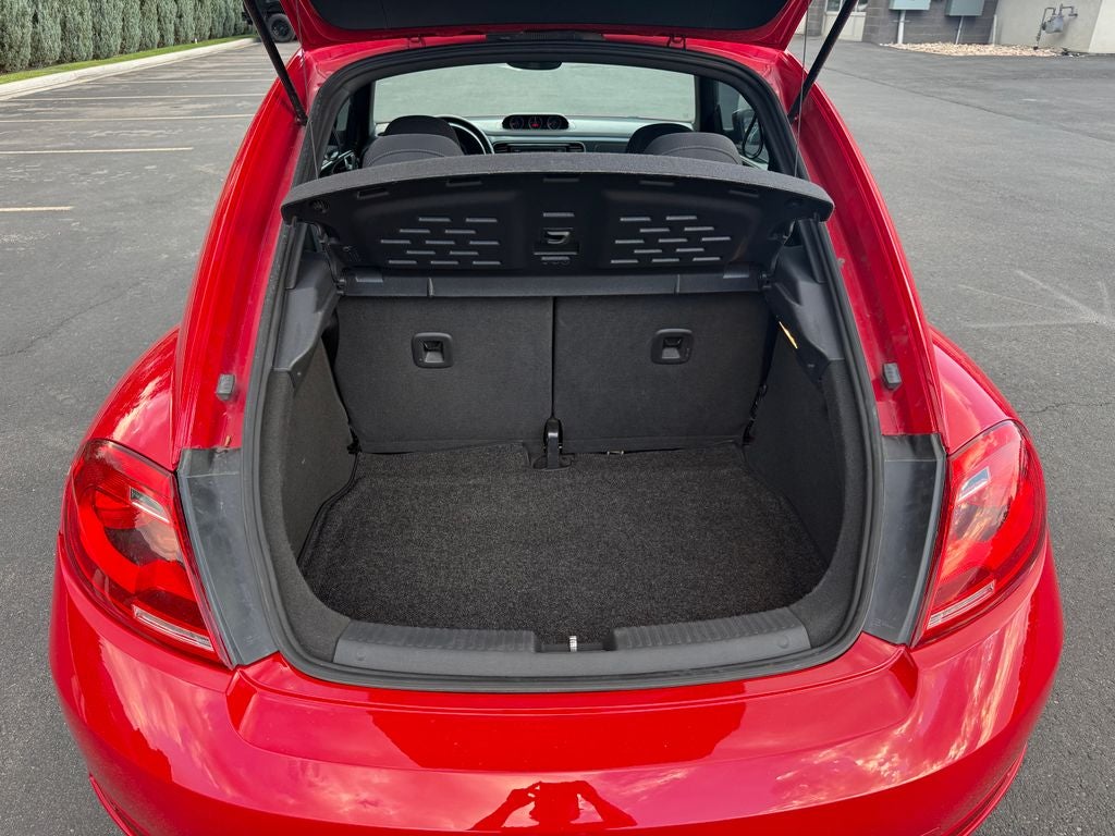 2013 Volkswagen Beetle 2.0 TSi