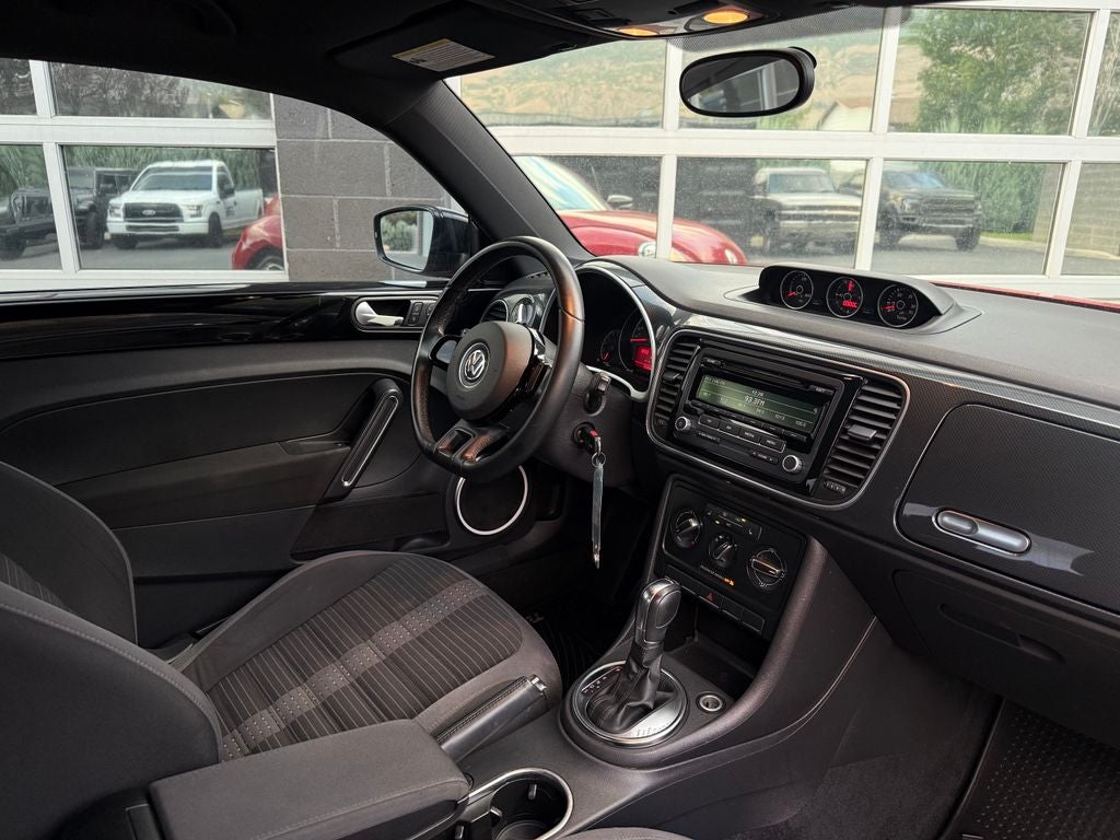 2013 Volkswagen Beetle 2.0 TSi