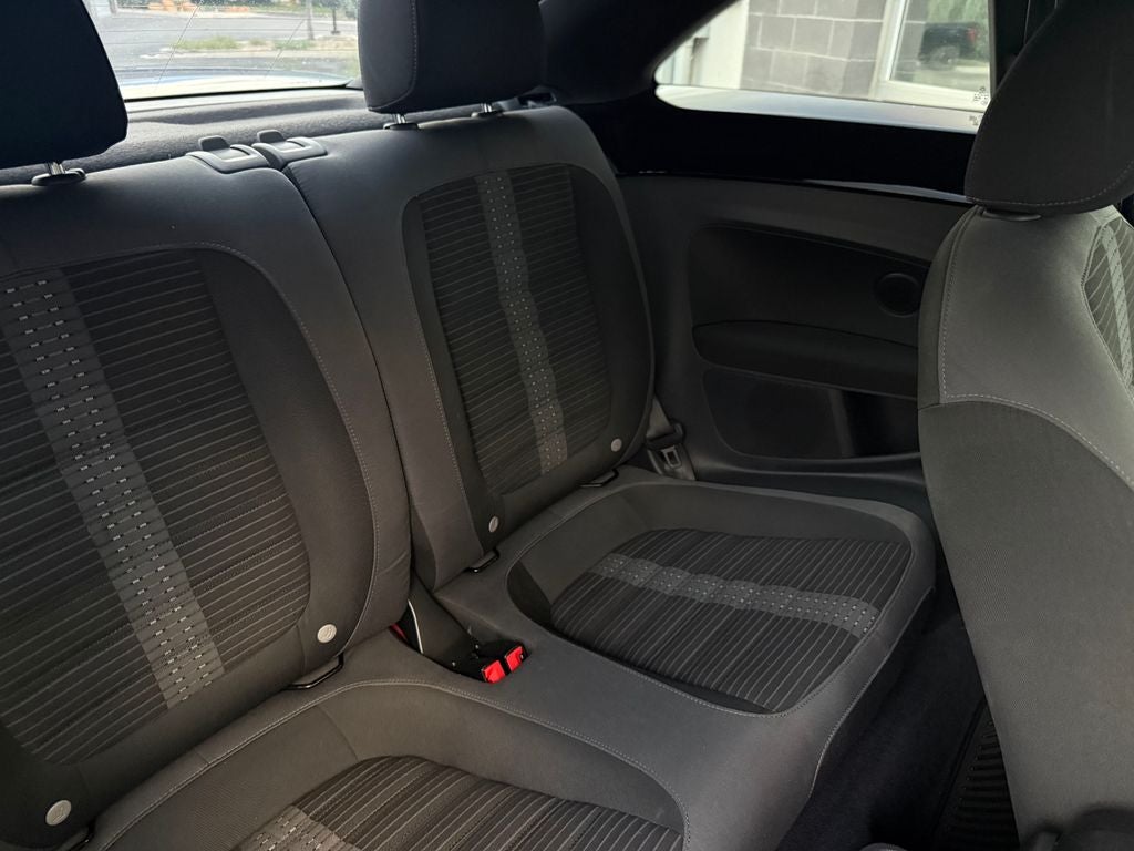 2013 Volkswagen Beetle 2.0 TSi