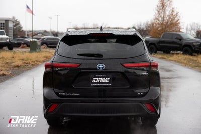 2023 Toyota Highlander Hybrid XLE
