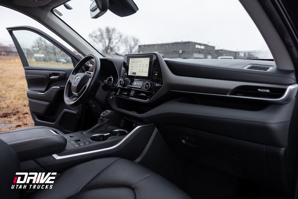 2023 Toyota Highlander Hybrid XLE