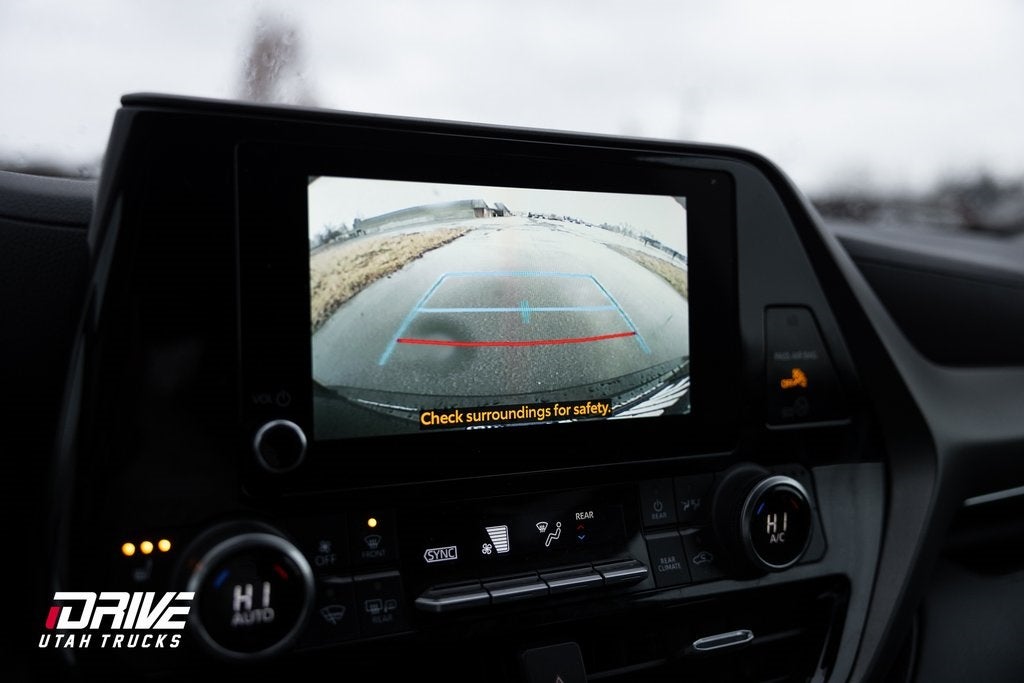 2023 Toyota Highlander Hybrid XLE